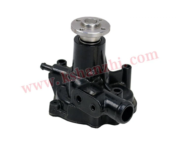 Parti del carrello elevatore 129002-42004 Pompa dell'acqua del motore 4TNE88